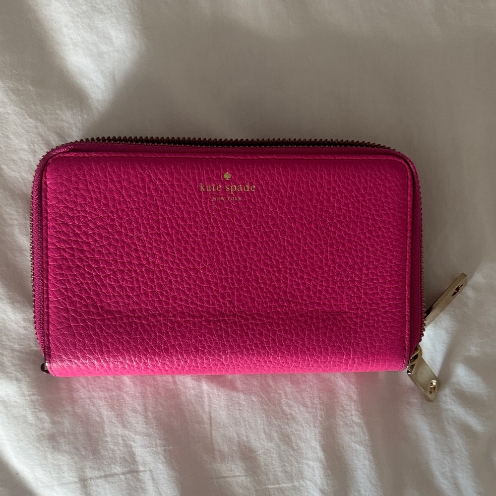 Kate Spade Vibrant Pink Zip Wallet